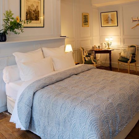Guest House Saint Yves Динан Екстериор снимка