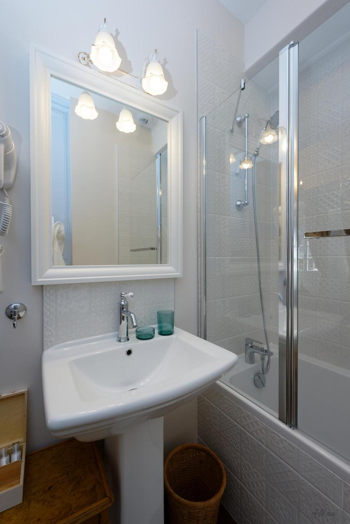 Guest House Saint Yves Динан Стая снимка