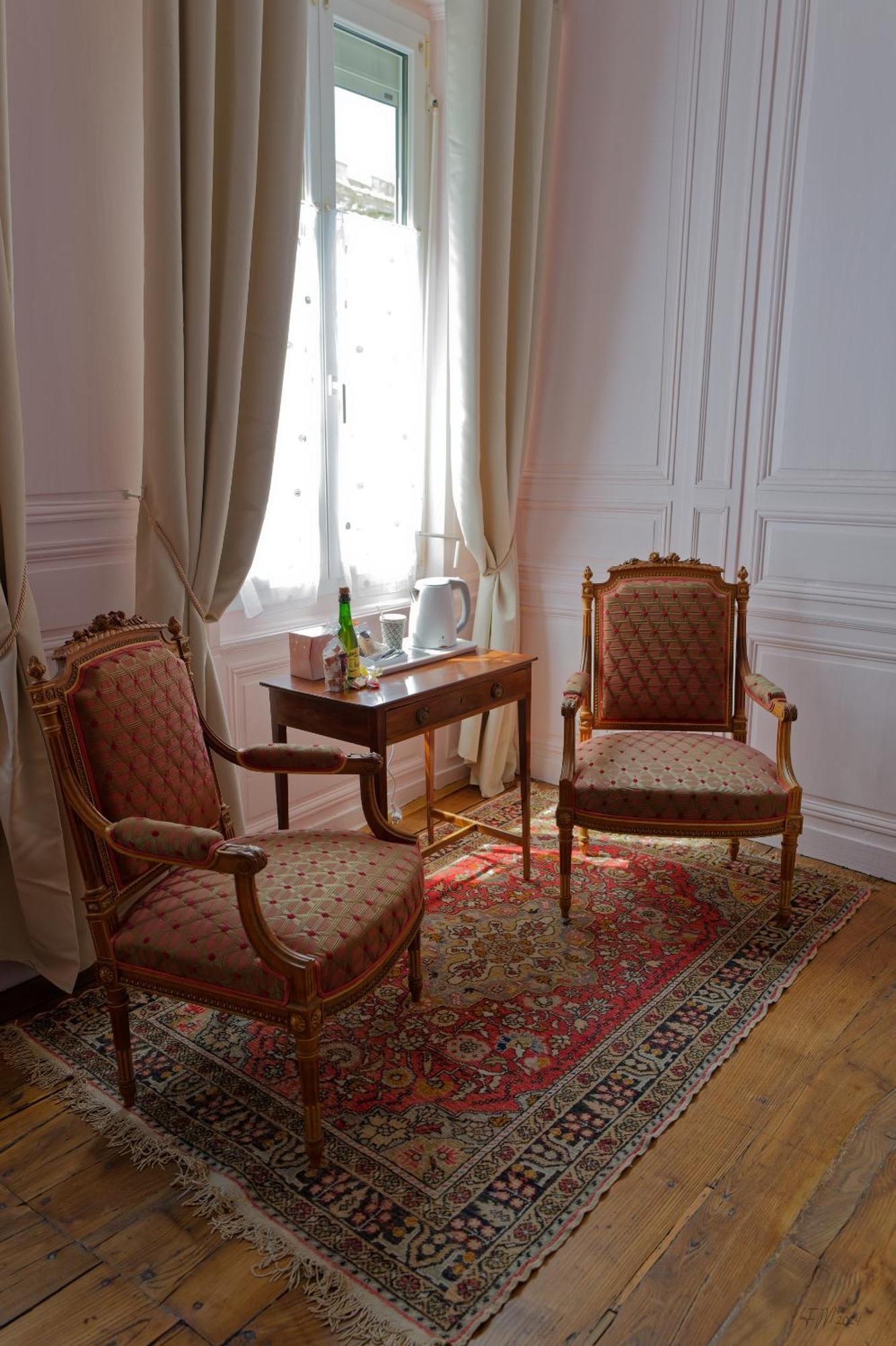 Guest House Saint Yves Динан Стая снимка