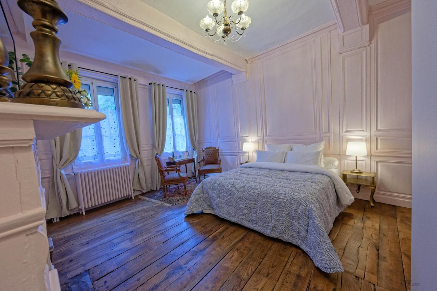 Guest House Saint Yves Динан Екстериор снимка